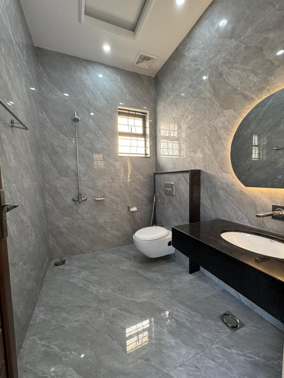 10 Marla House with Basement for Sale in Sector F Bahria Town Lahore