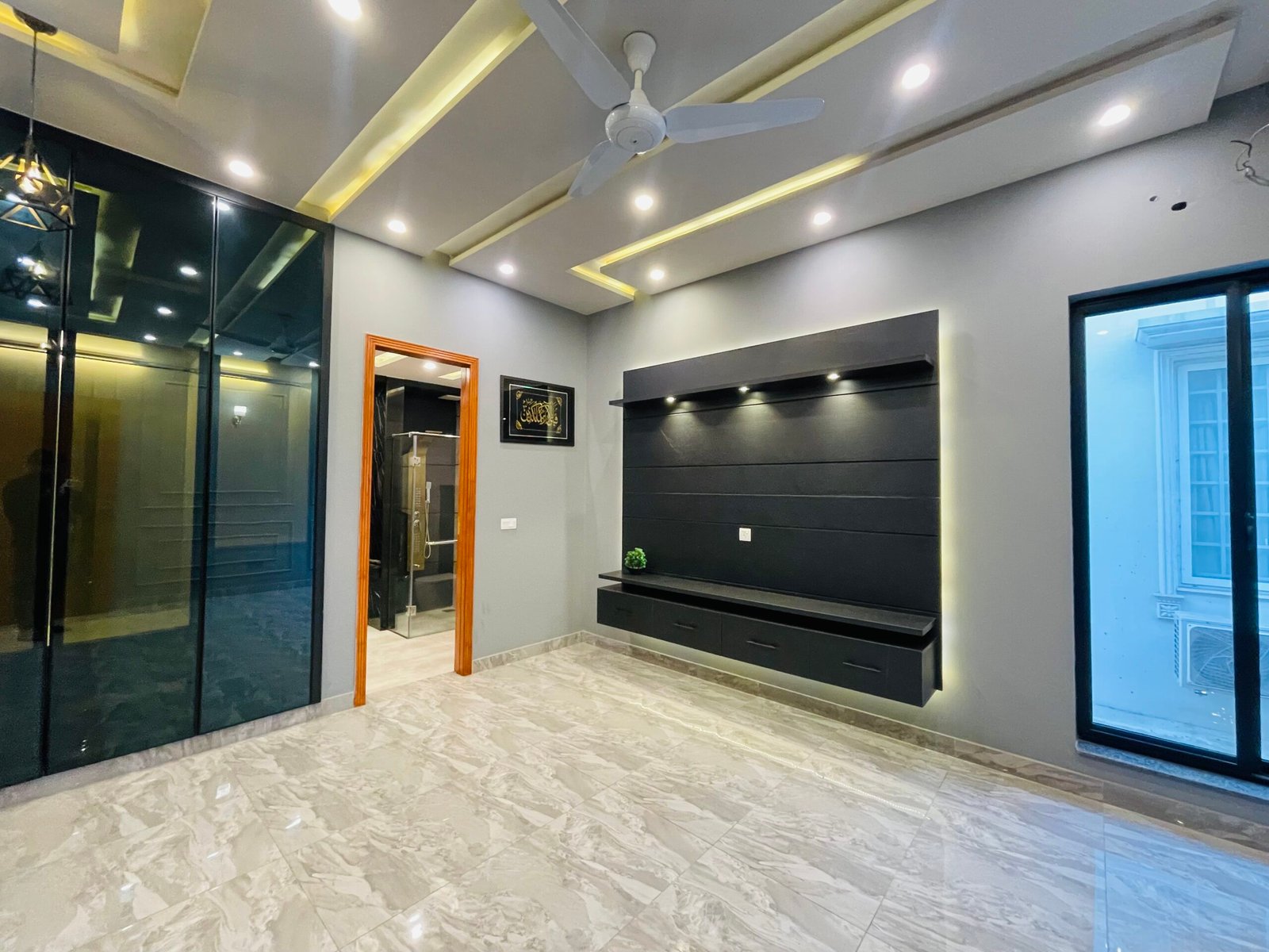 1 Kanal House for Sale in Tipu Sultan Block Bahria Town Lahore