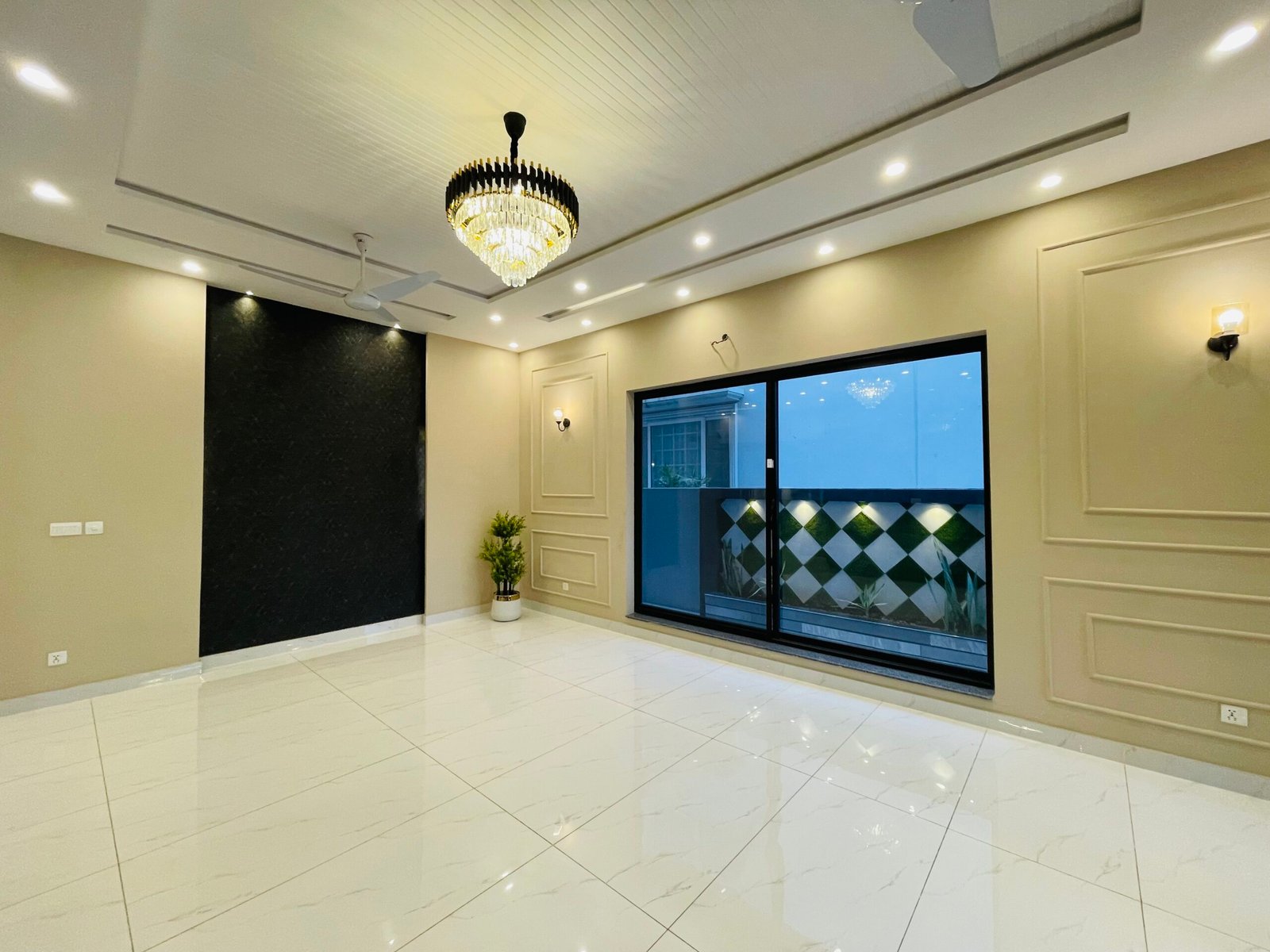1 Kanal House for Sale in Tipu Sultan Block Bahria Town Lahore