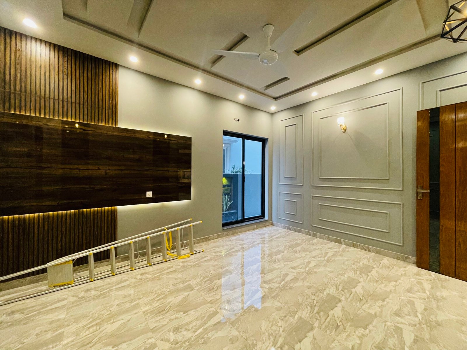 1 Kanal House for Sale in Tipu Sultan Block Bahria Town Lahore