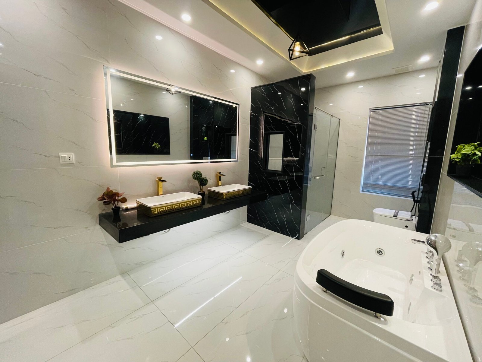 1 Kanal House for Sale in Tipu Sultan Block Bahria Town Lahore
