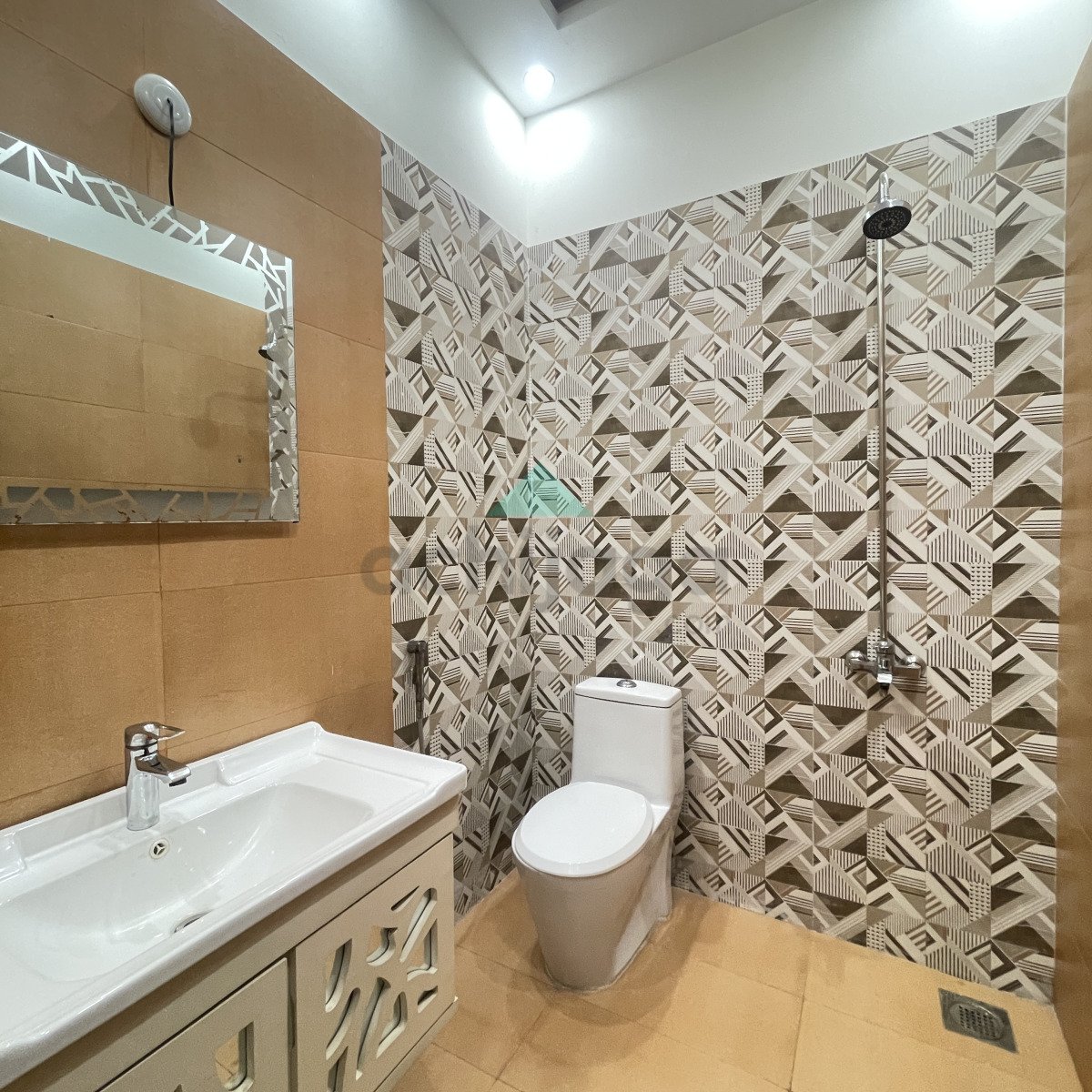 5 Marla ultra Modern design House for sale in Bahria Town Lahore