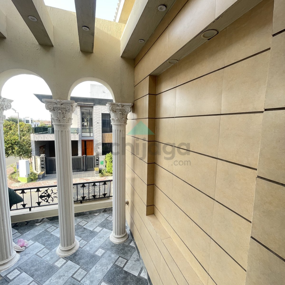 5 Marla ultra Modern design House for sale in Bahria Town Lahore