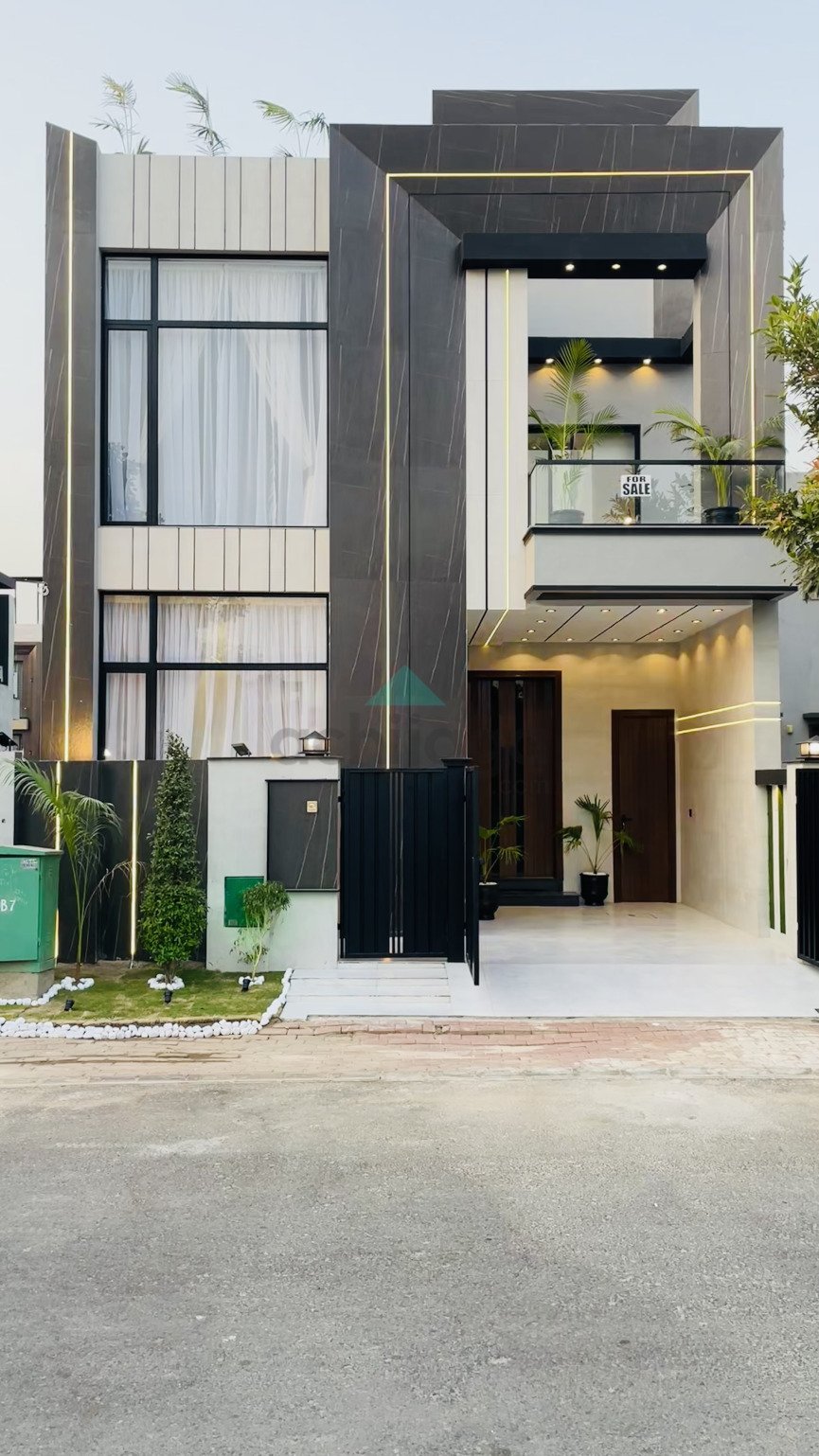 5 Marla Brand New Designer House Available For Sale in Nishter Block Bahria Town Lahore