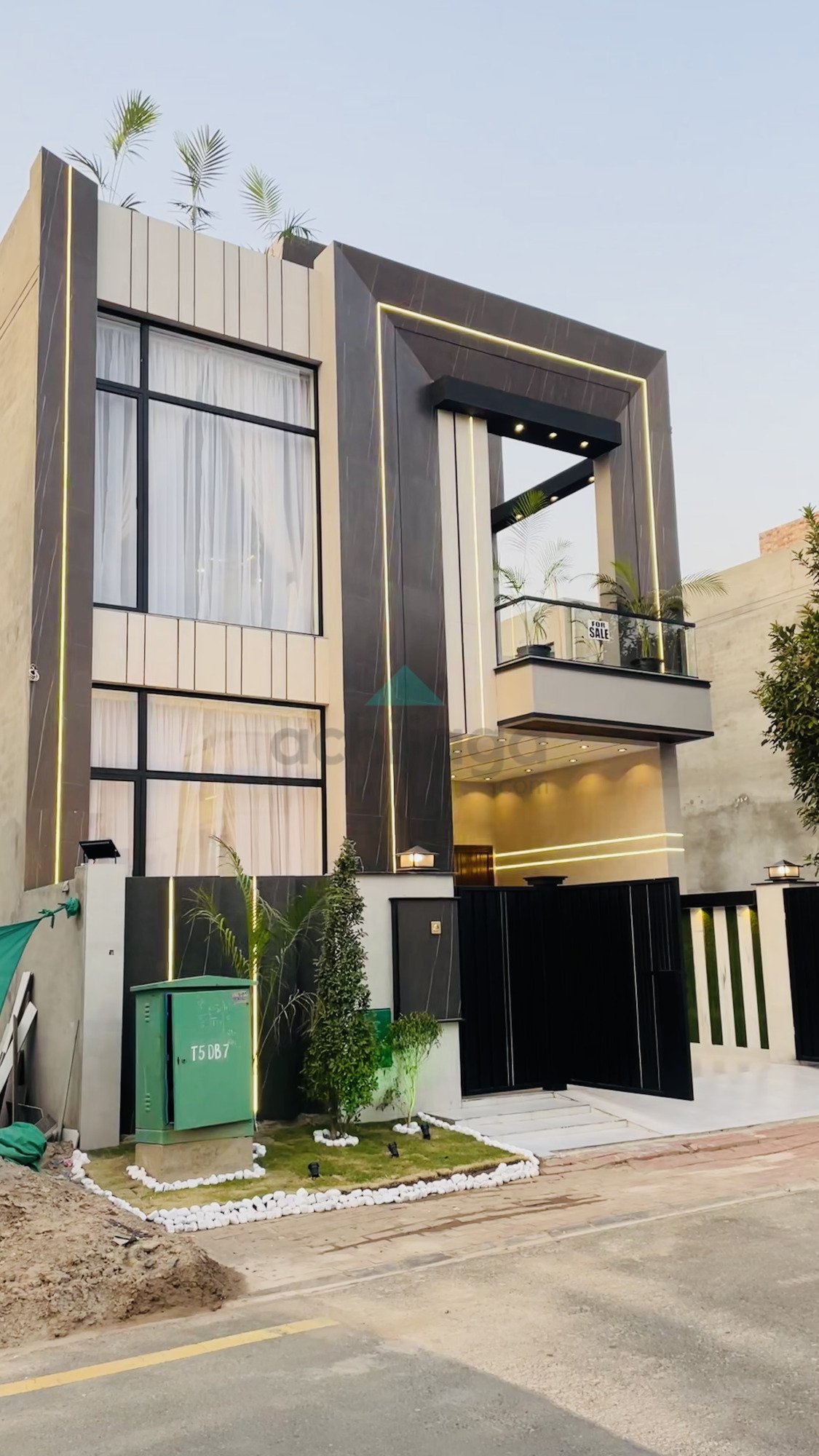 5 Marla Brand New Designer House Available For Sale in Nishter Block Bahria Town Lahore