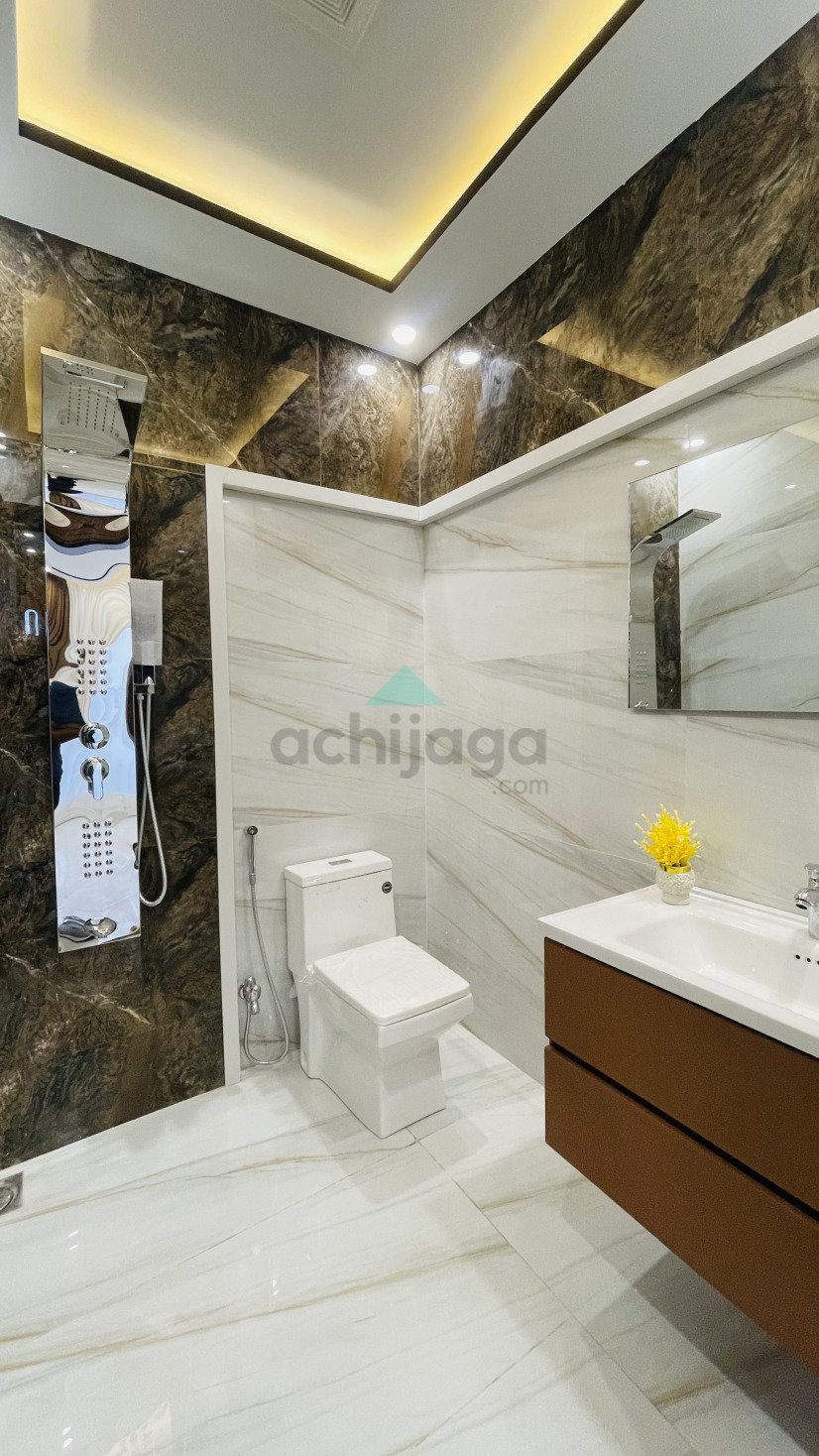 5 Marla Brand New Designer House Available For Sale in Nishter Block Bahria Town Lahore