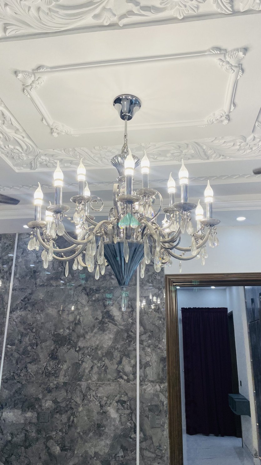 10 Marla Brand New House for Sale in Hussain Block Bahria Town Lahore