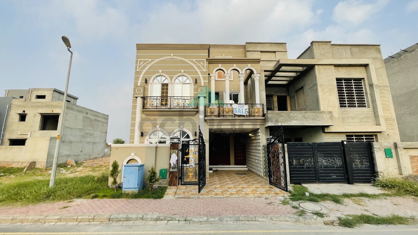 5 Marla Brand new House for Sale in Overseas Block Bahria Town lahore