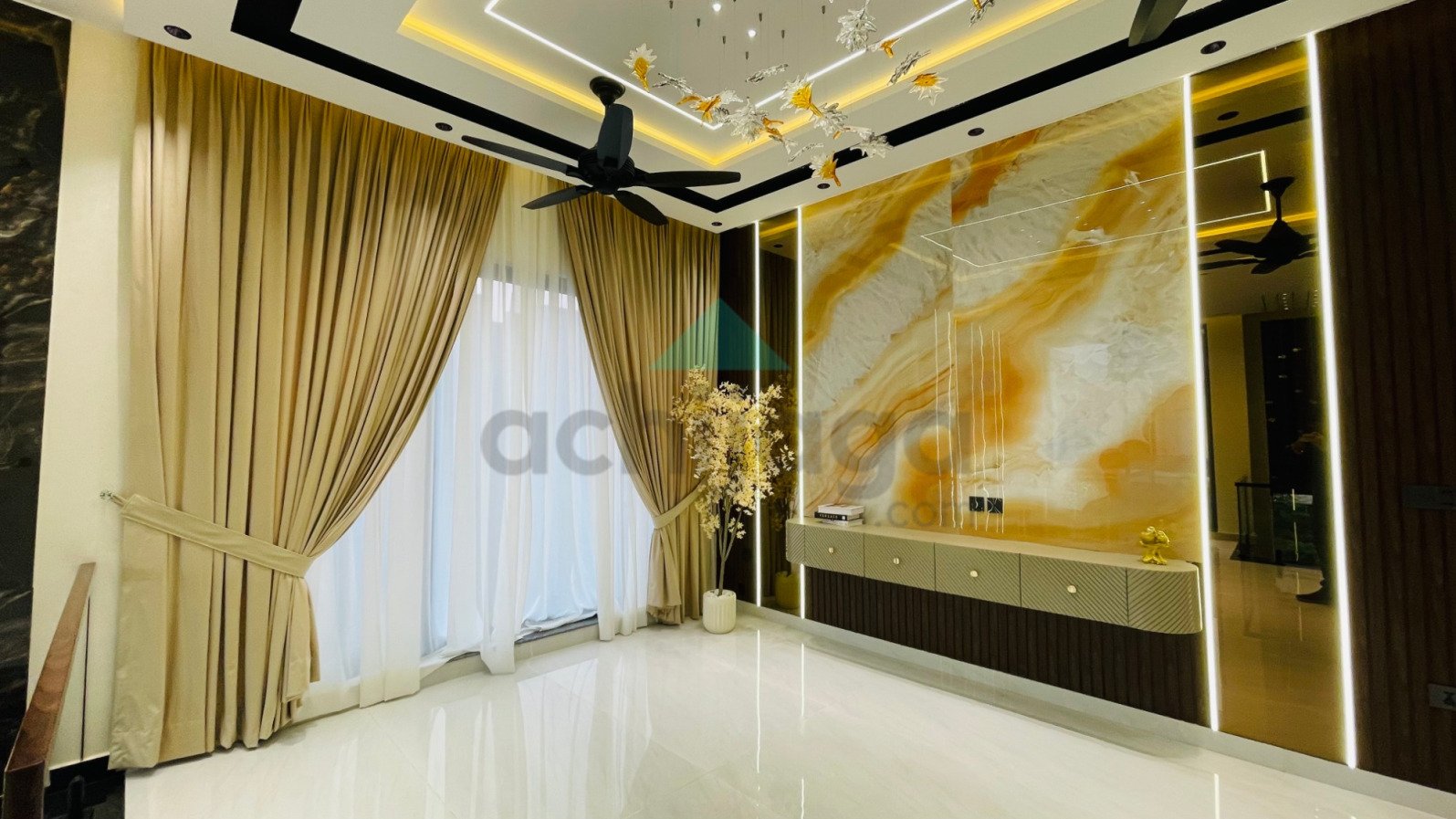 11 Marla House For Sale in Sector F Bahria Town Lahore