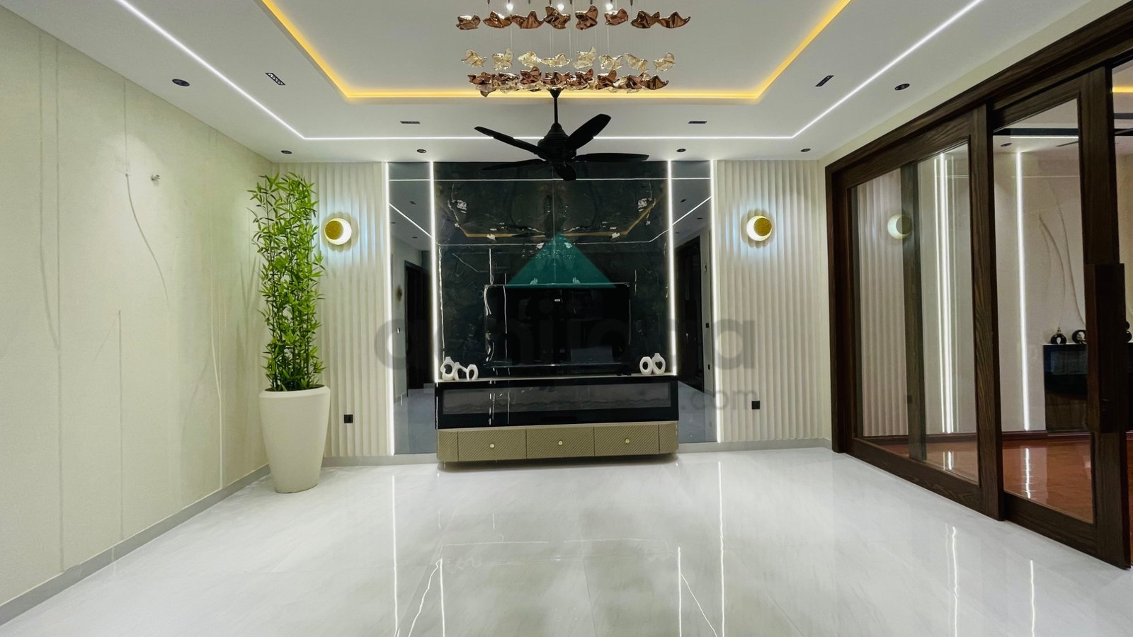 11 Marla House For Sale in Sector F Bahria Town Lahore