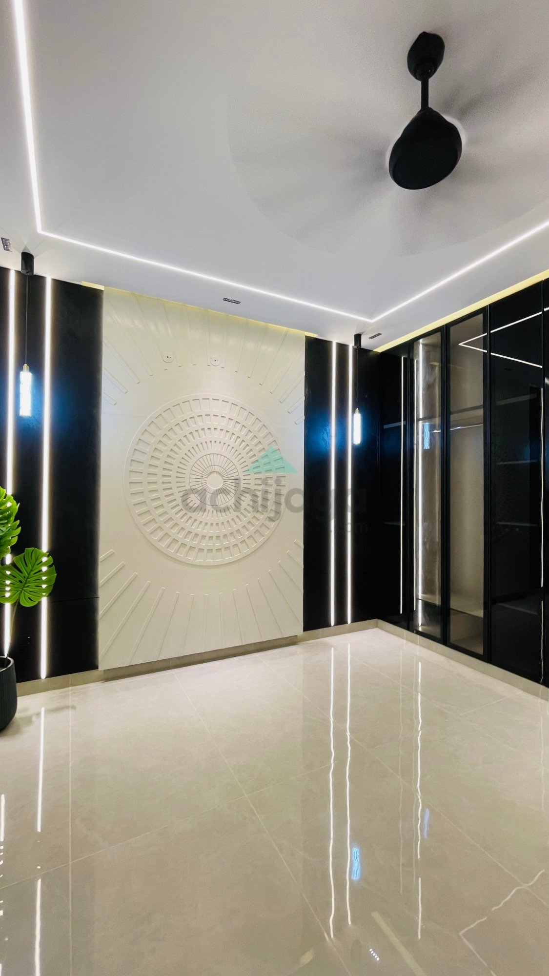 10 Marla Facing Park House For Sale in Sector B Bahria Town lahore