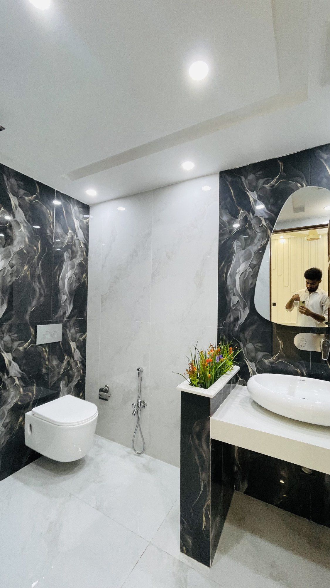 5 Marla Brand New House for Sale in Nishter Block Bahria Town Lahore