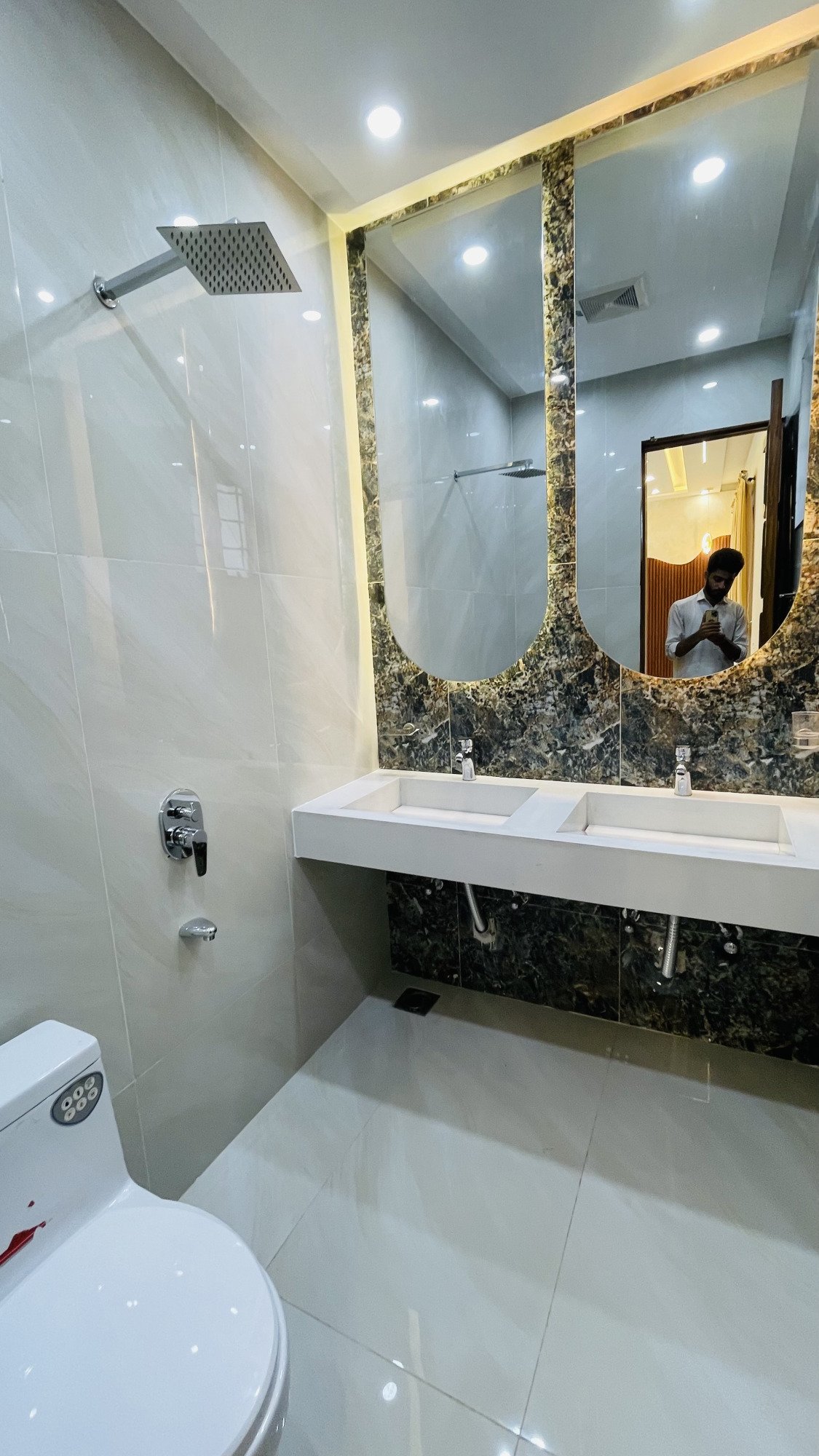 5 Marla Brand New House for Sale in Nishter Block Bahria Town Lahore