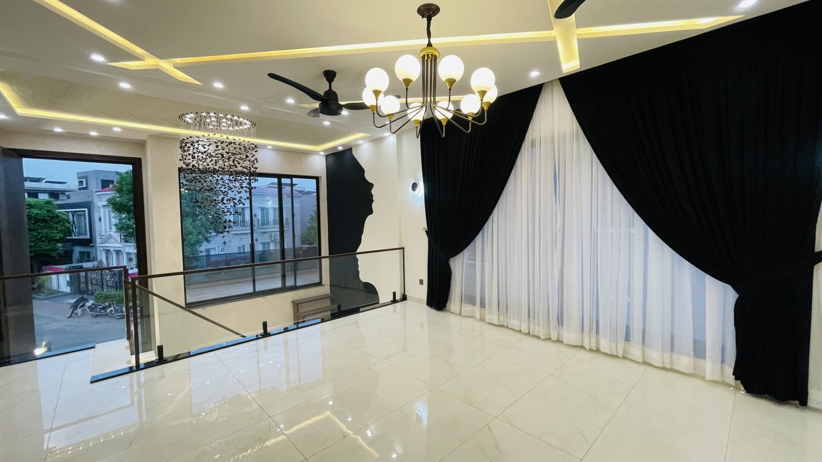 10 Marla House for Sale in Overseas B Block Bahria Town Lahore