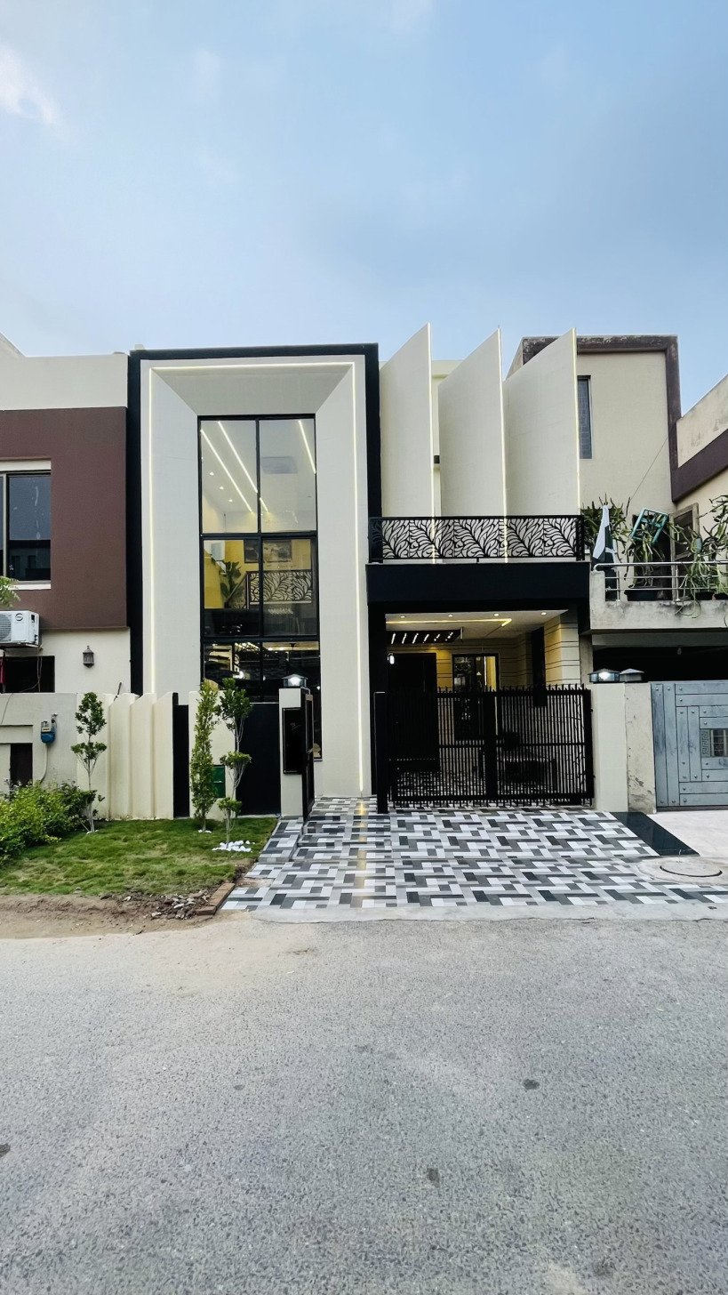 5 Marla House for Sale in CC Block Bahria Town Lahore