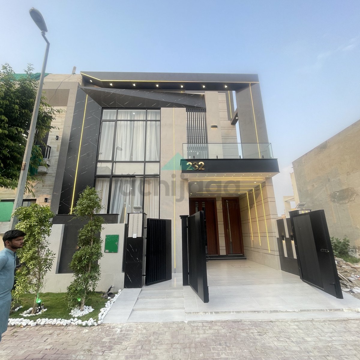 5 Marla ultra Modern design House for sale in Bahria Town Lahore