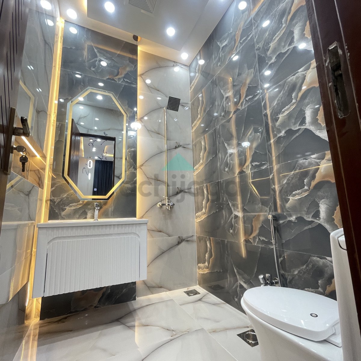 5 Marla ultra Modern design House for sale in Bahria Town Lahore