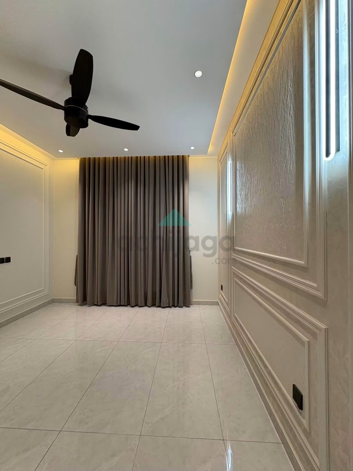 10 Marla ultra Modern Top design House for sale in Bahria Town Lahore