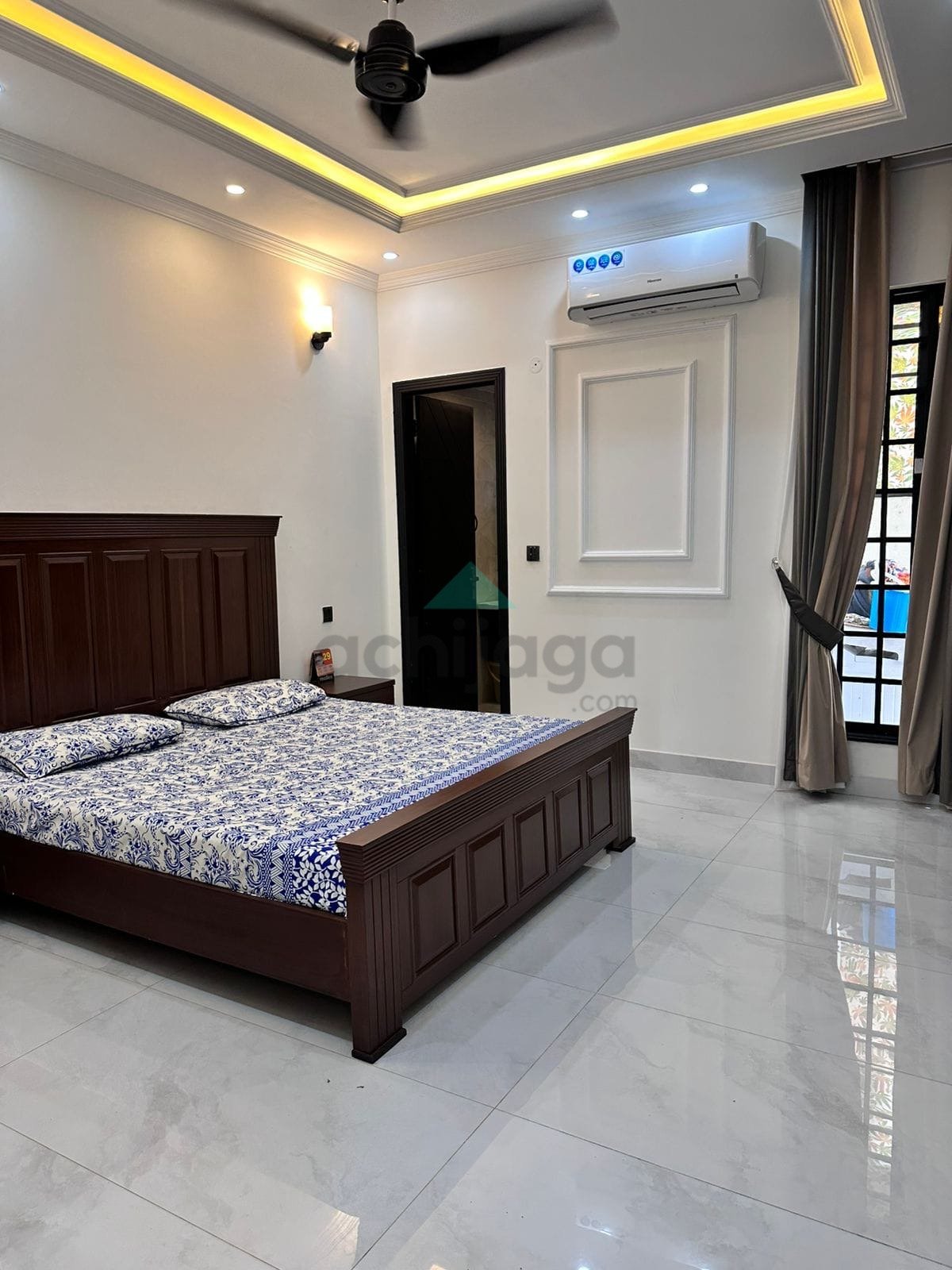10 Marla like new House for sale in Bahria Town Lahore