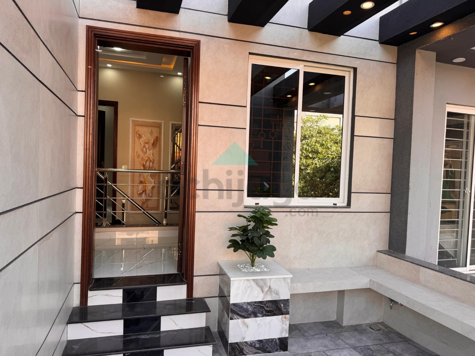 5 Marla Brand New luxurious House for sale in Bahria Town Lahore