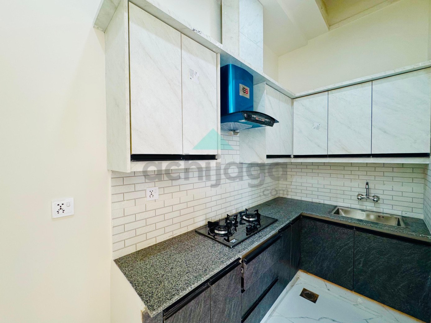 5 Marla ultra Modern design House for sale in Bahria Town Lahore