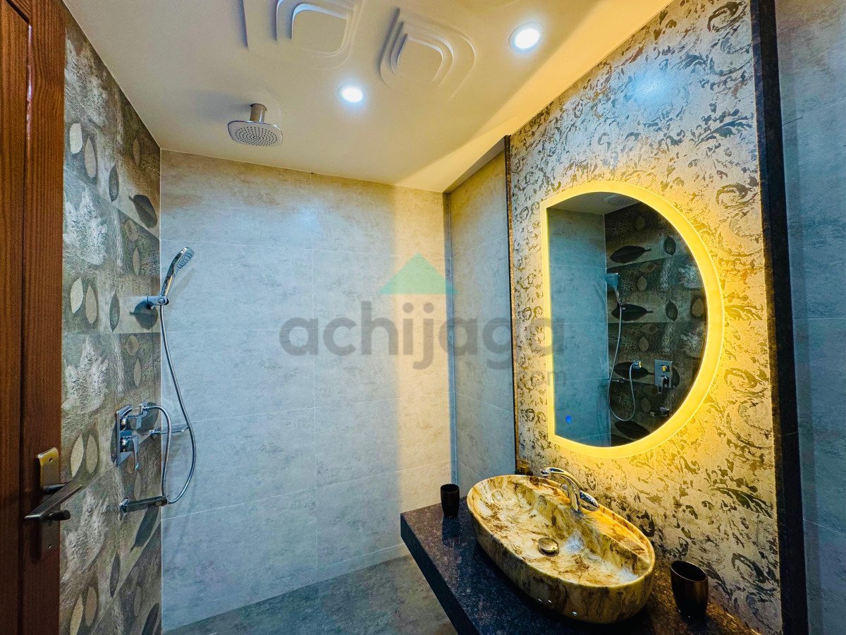 5 Marla ultra Modern design House for sale in Bahria Town Lahore