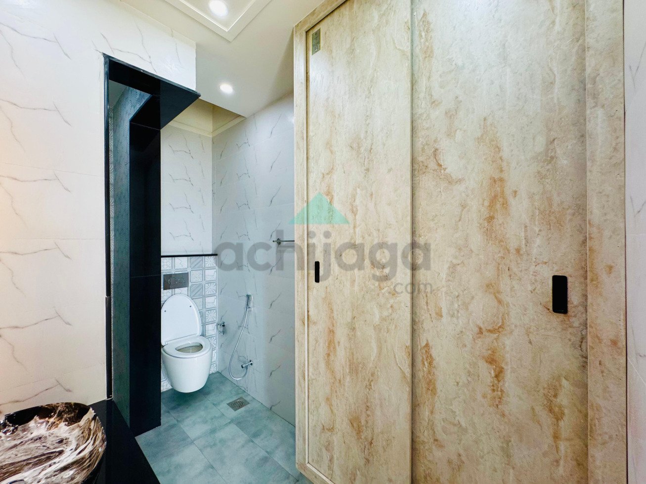 5 Marla ultra Modern design House for sale in Bahria Town Lahore