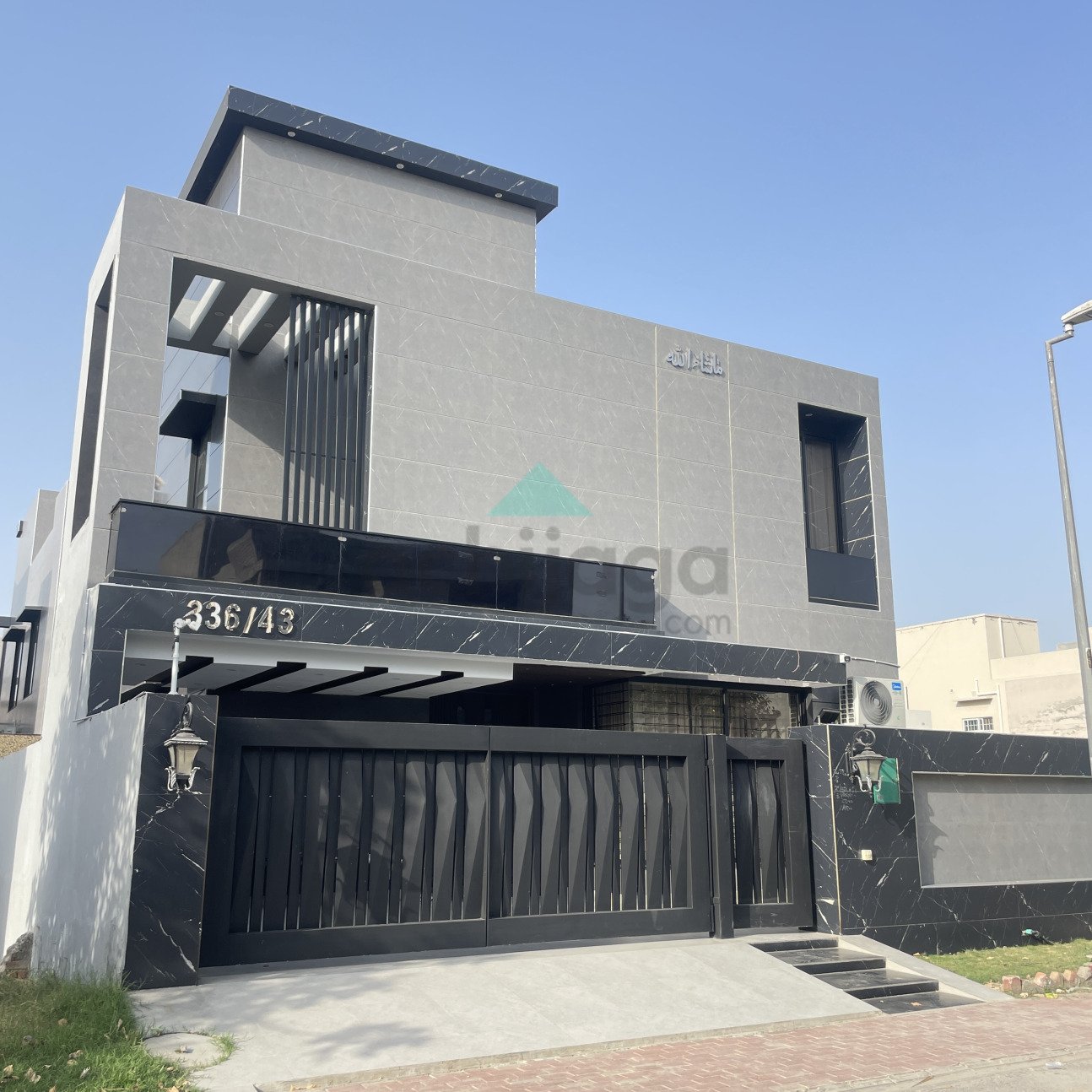 One kanal like New House for sale In Bahria Town Lahore