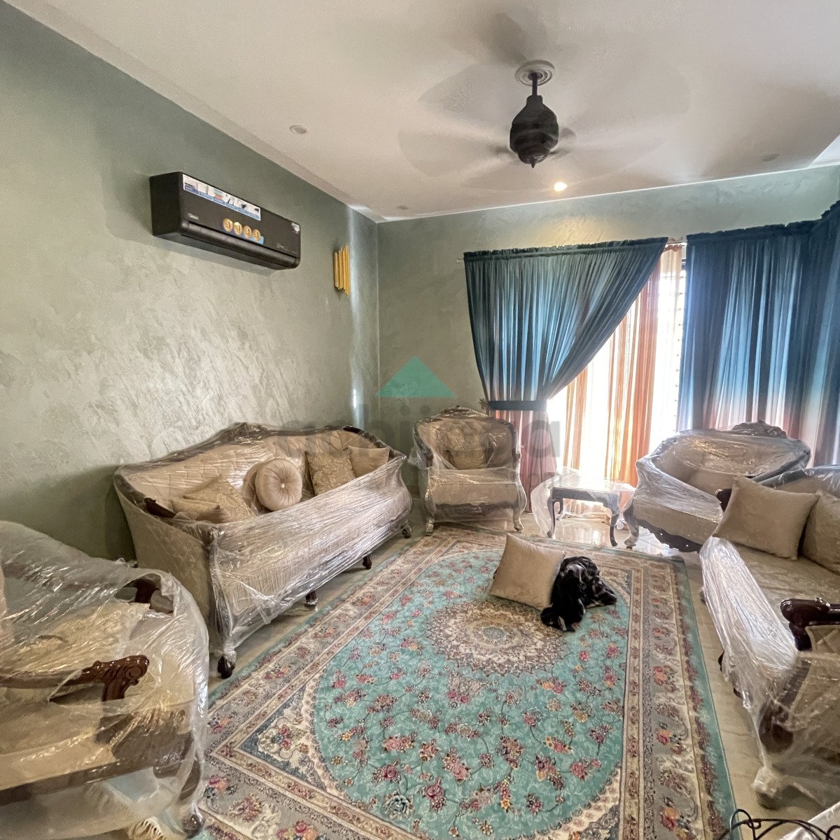 One kanal like New House for sale In Bahria Town Lahore