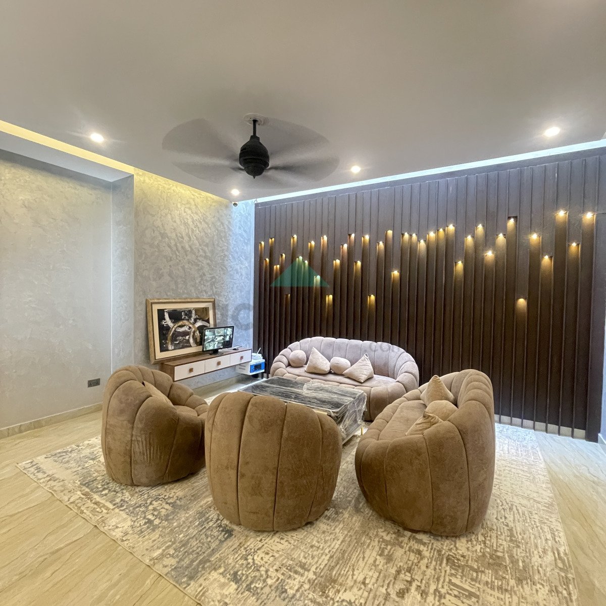 One kanal like New House for sale In Bahria Town Lahore